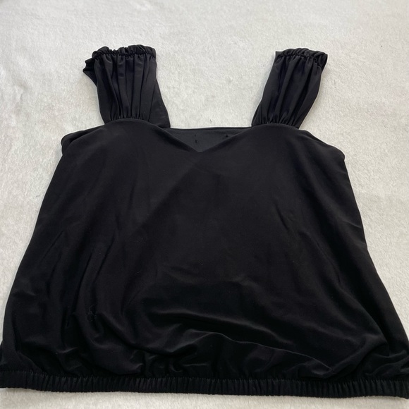 Express Black Blouse - Picture 2 of 4